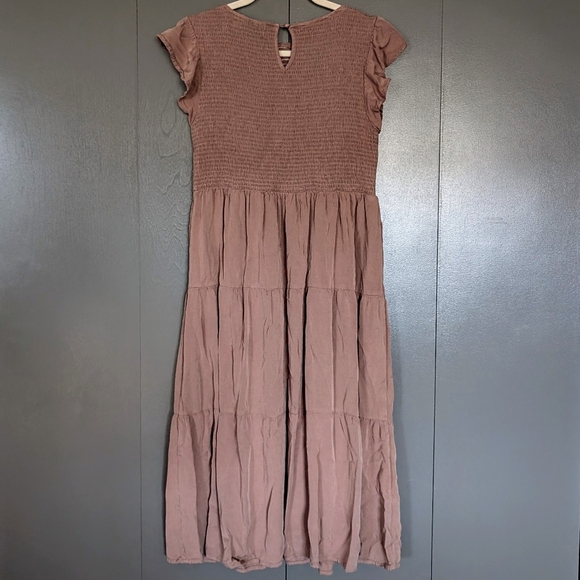ZESICA Beige Crew Neck, Flutter Sleeve, Tiered Skirt, Short A-line Dress, Size L - Picture 3 of 6